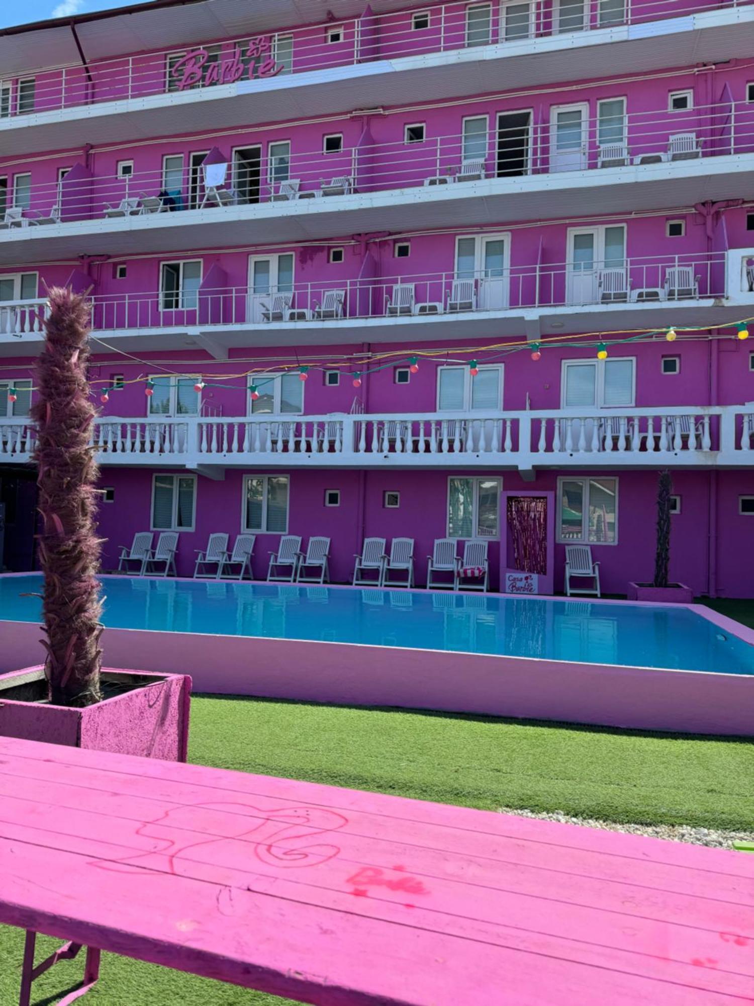 Casa Barbie Costinesti Hostel Eksteriør bilde